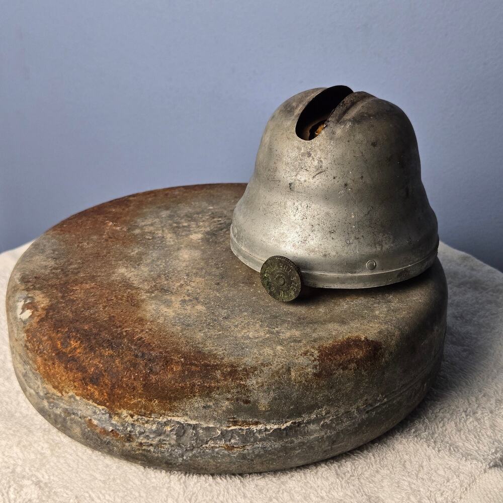 Flat Oil Lamp, Miller & Co Zenith